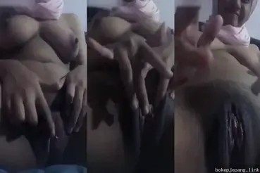 Hijab Torbut Omek Memek Tembem Sampe Basah Banjir